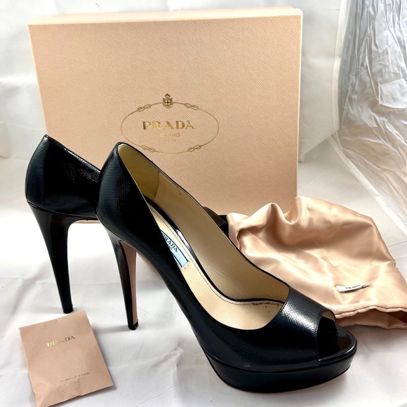 Prada Black Vernice Saffiano Leather Peep Toe Platform Pumps Size 39½ - Picture 10 of 12